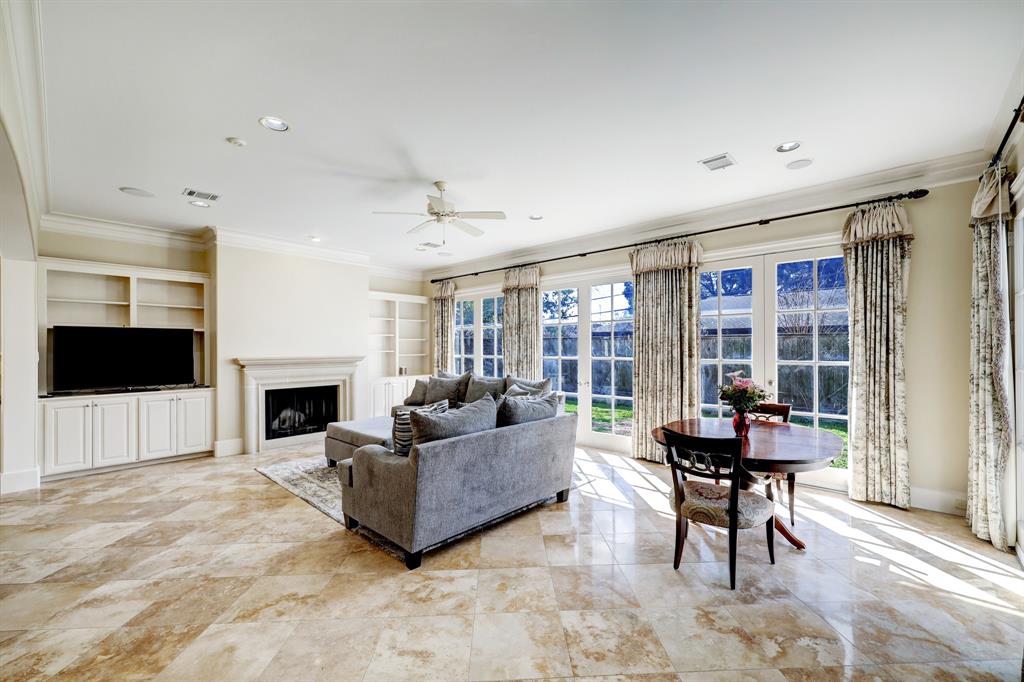 6155 Cedar Creek Drive