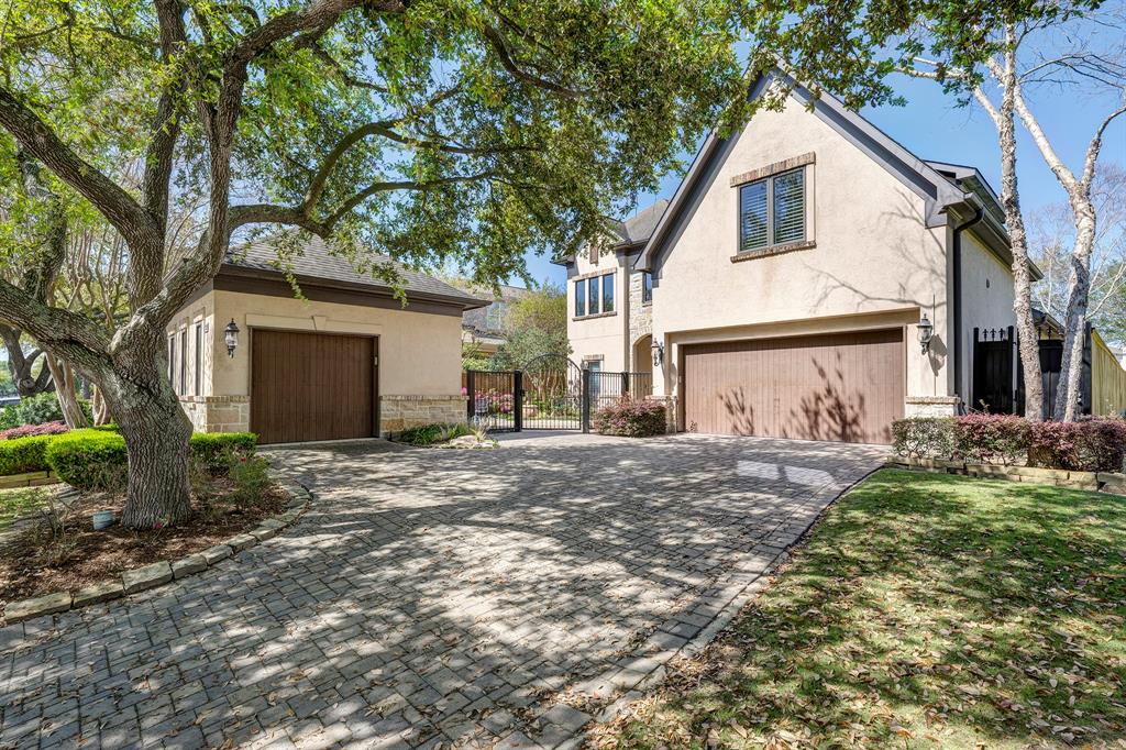 3102 Rosemary Park Lane