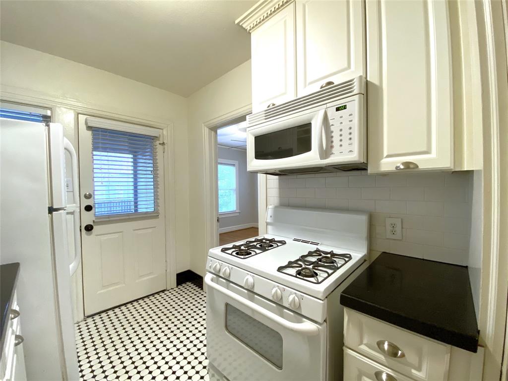 513 W Main Street # 4
