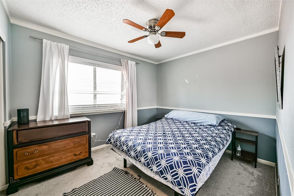 16818 Rockbend