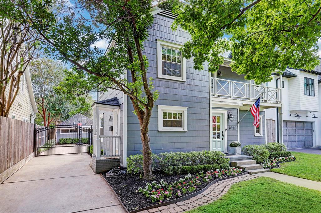 3723 University