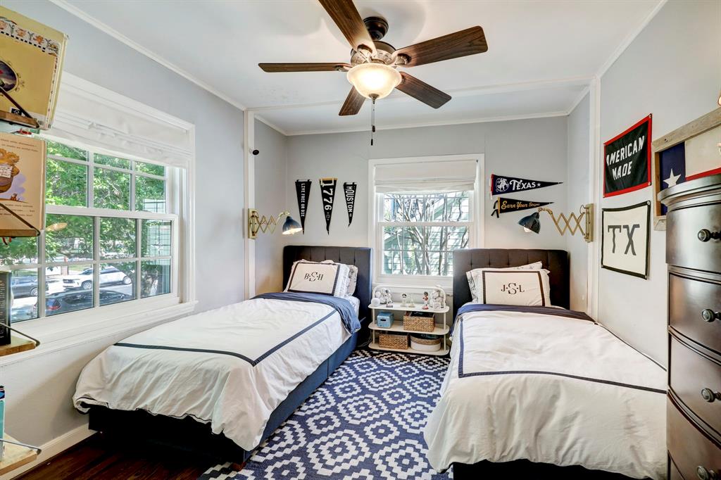 3723 University