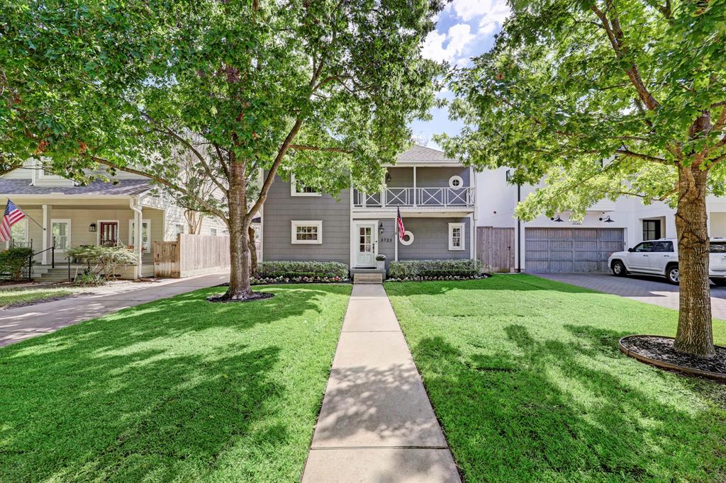 3723 University