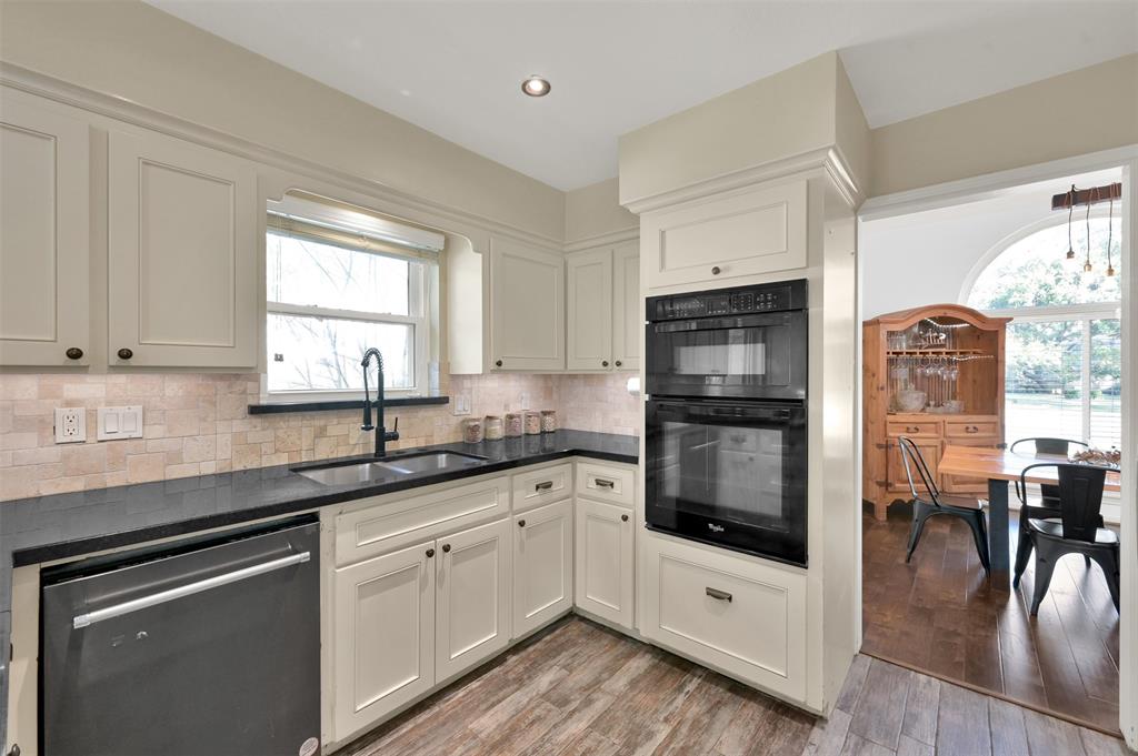 13402 Hedgley Place Place