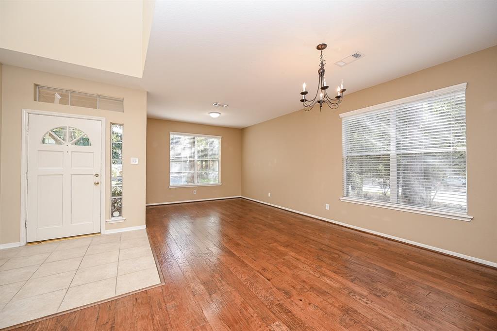 46 E Autumn Branch Circle