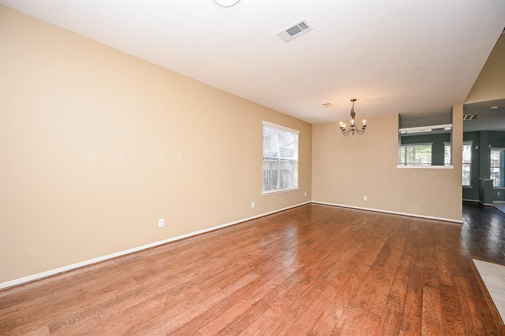 46 E Autumn Branch Circle