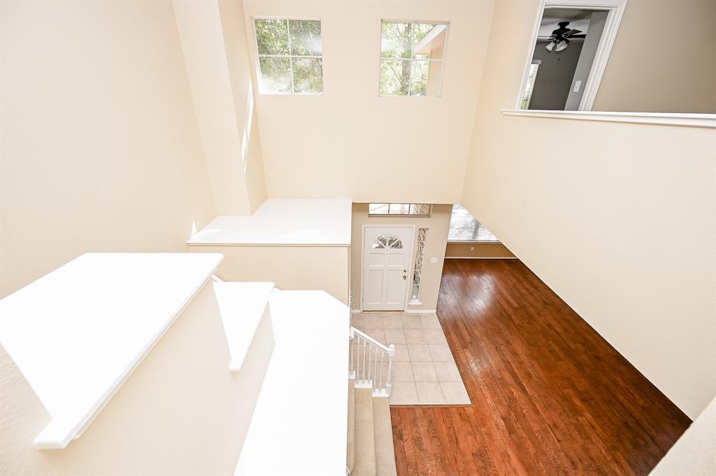 46 E Autumn Branch Circle