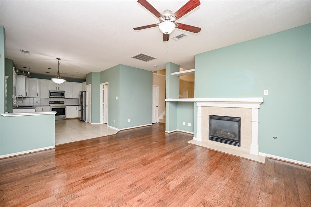 46 E Autumn Branch Circle