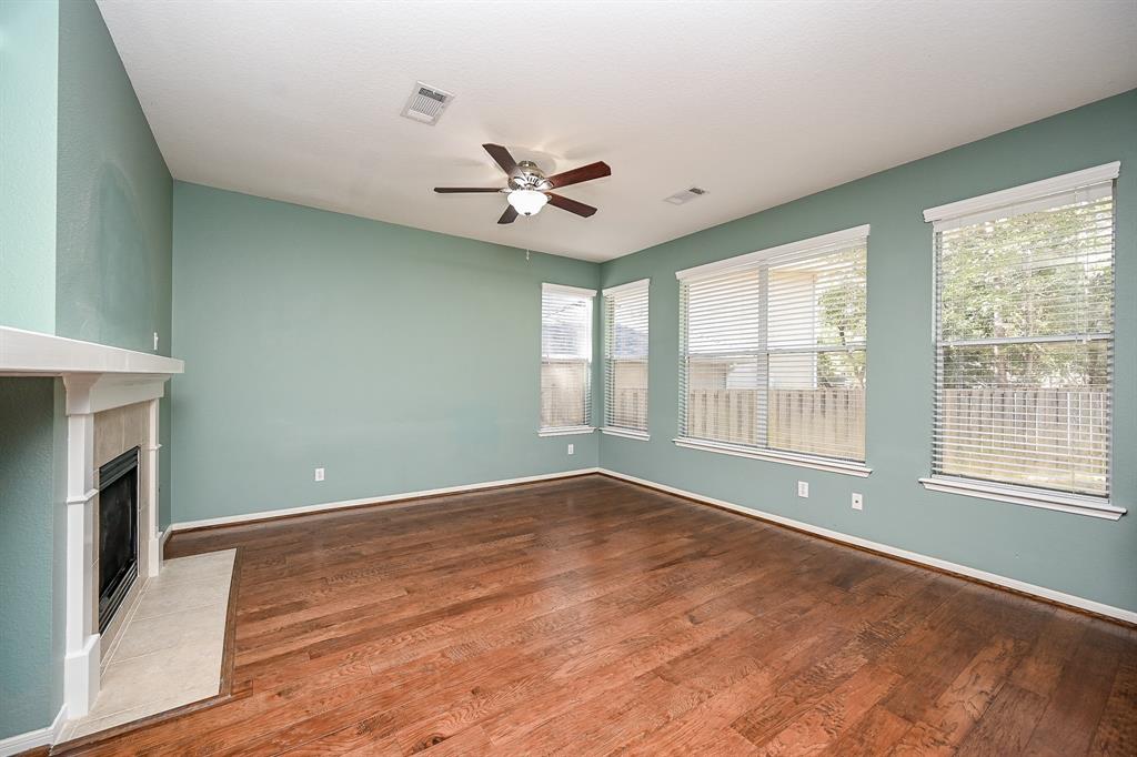 46 E Autumn Branch Circle