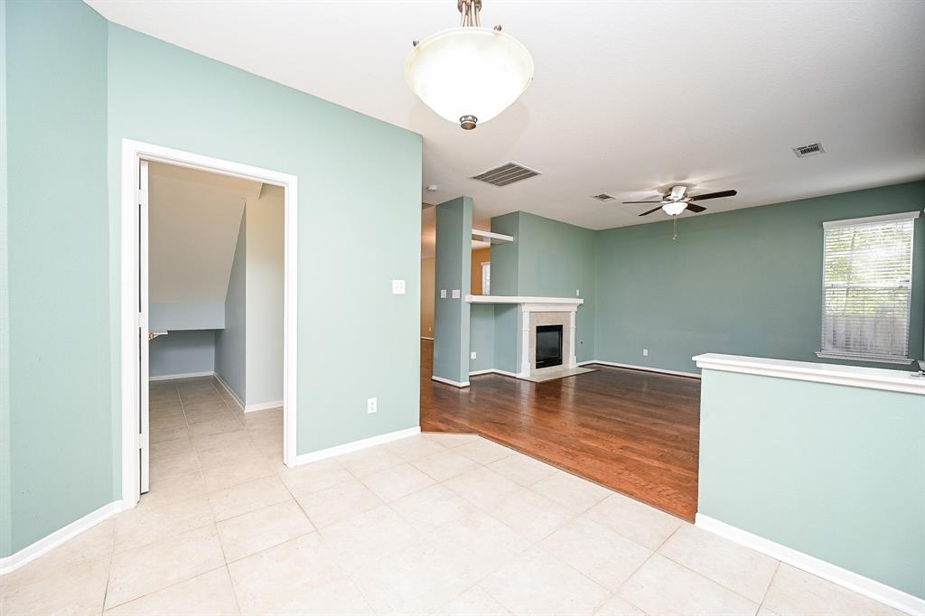 46 E Autumn Branch Circle
