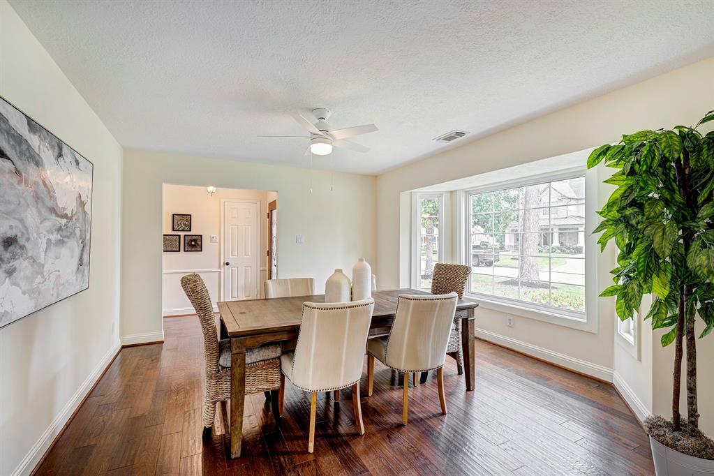 13926 Queensbury Lane