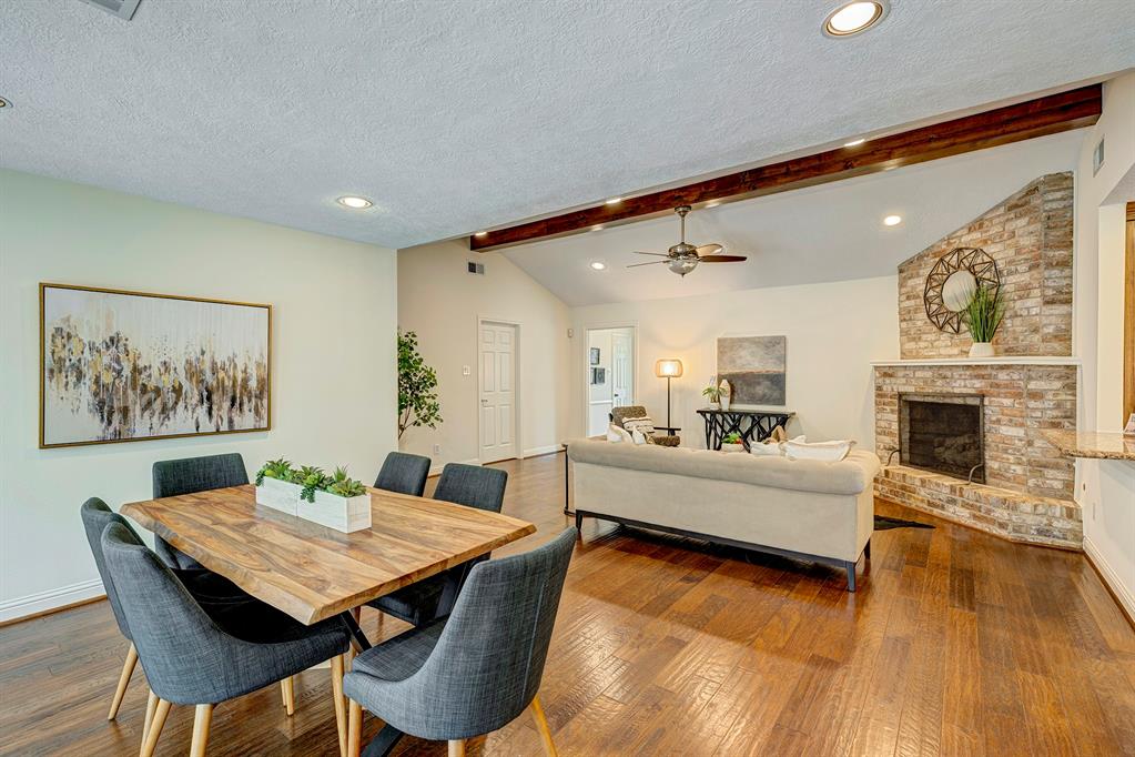 13926 Queensbury Lane