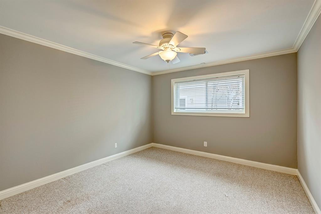 13926 Queensbury Lane