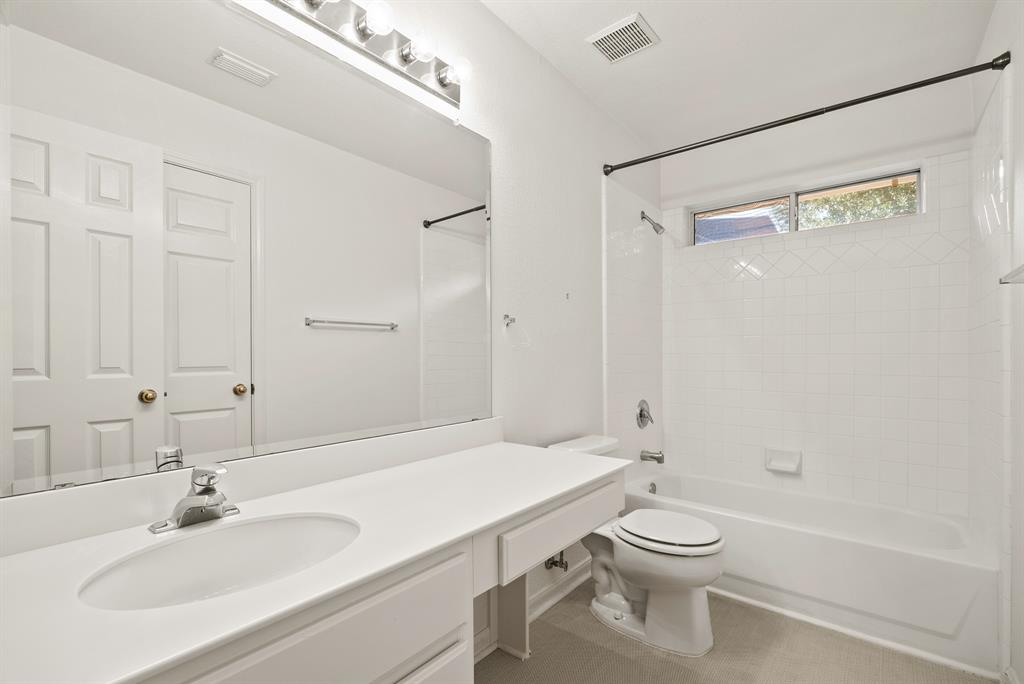 1903 Willow Lakes Drive