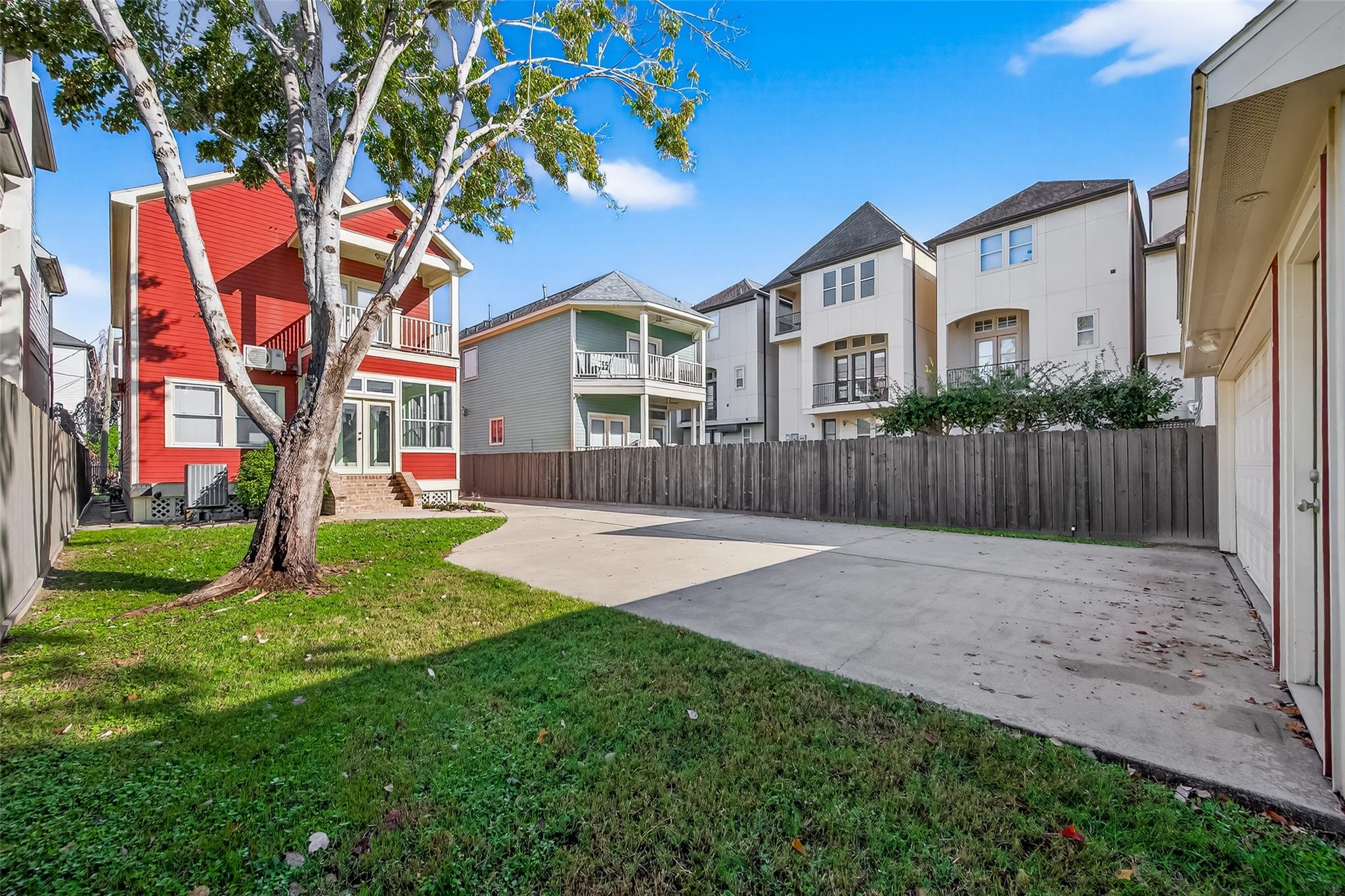 1408 W 25th Street