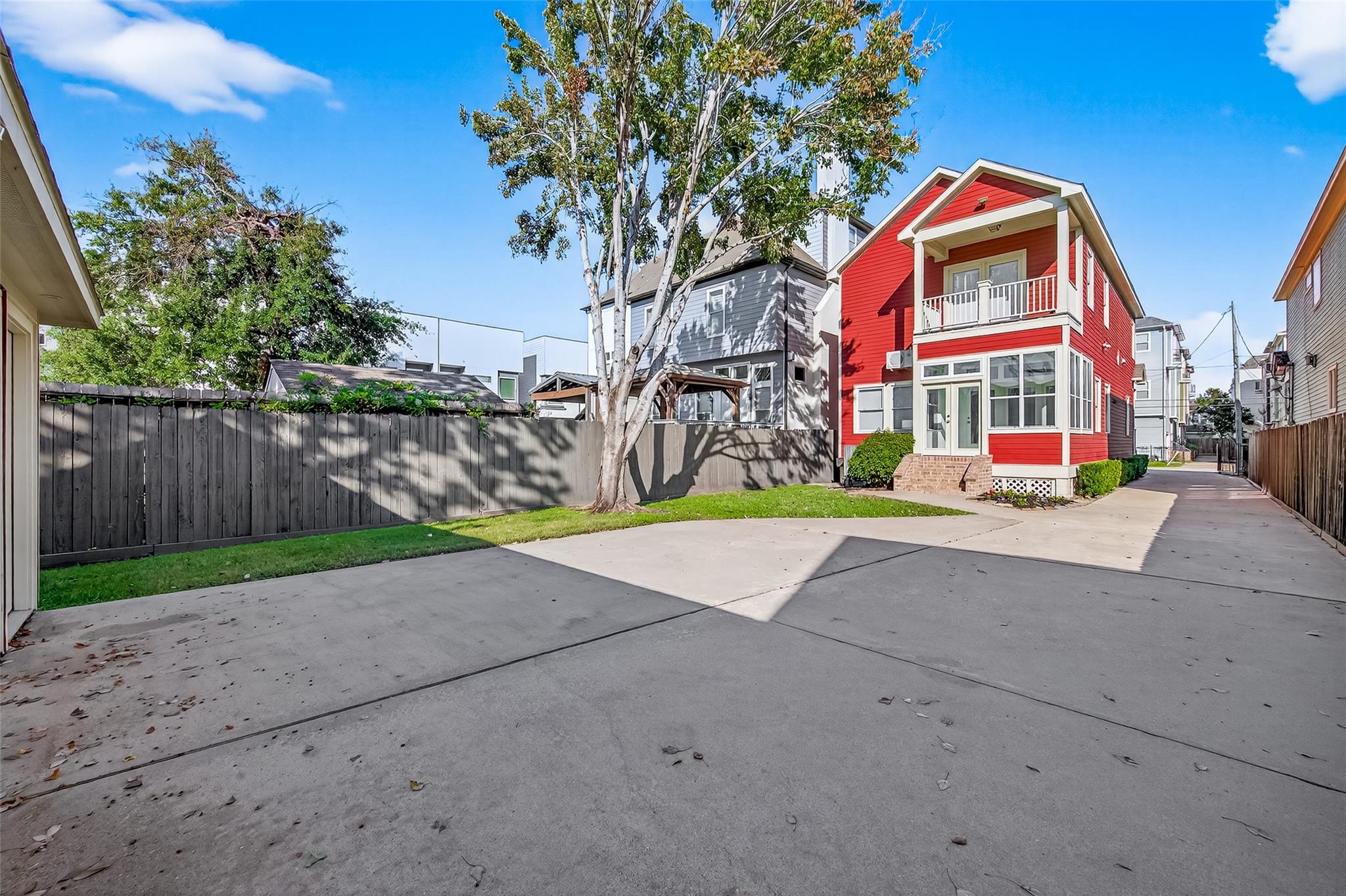 1408 W 25th Street
