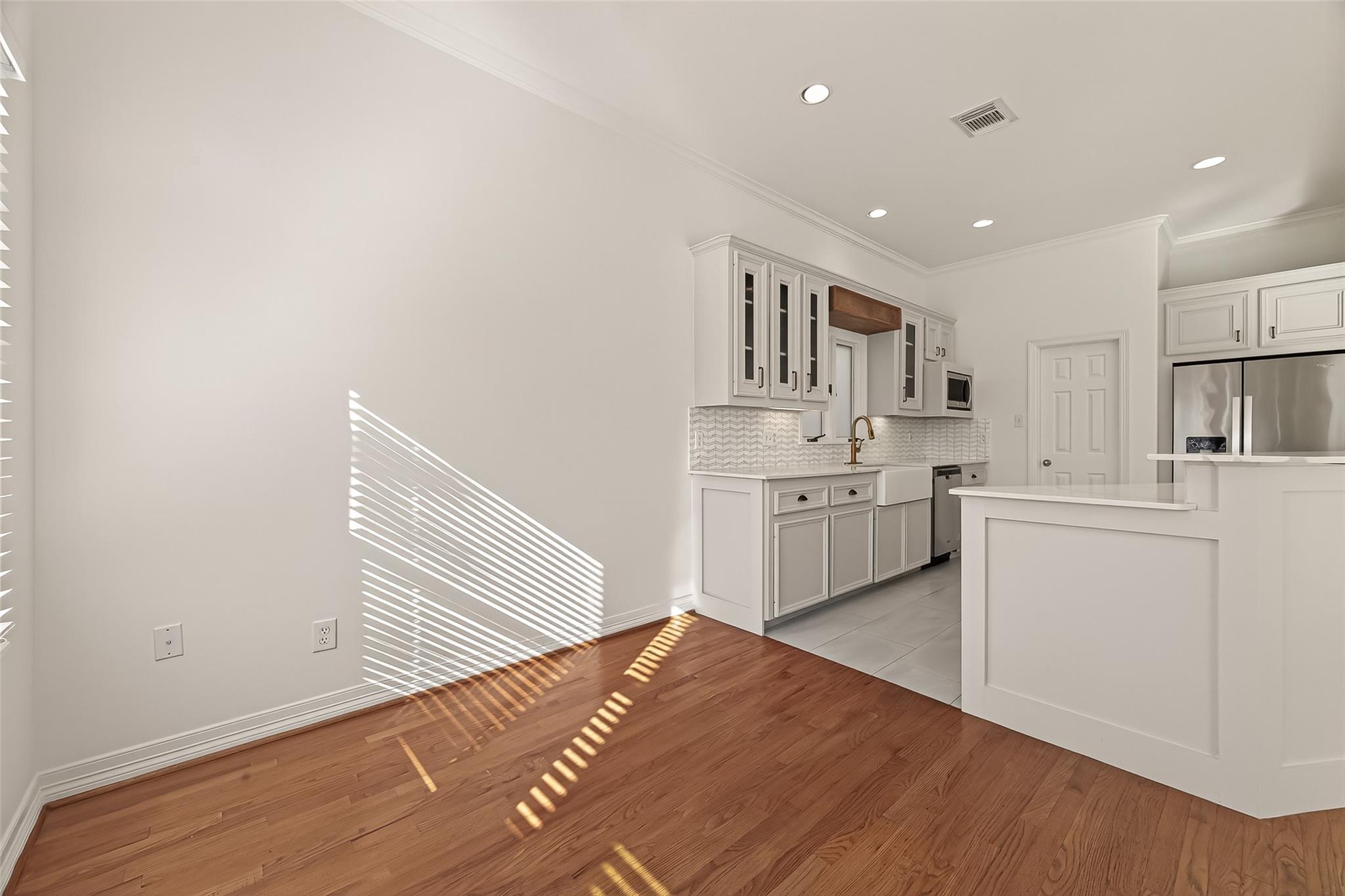 1408 W 25th Street