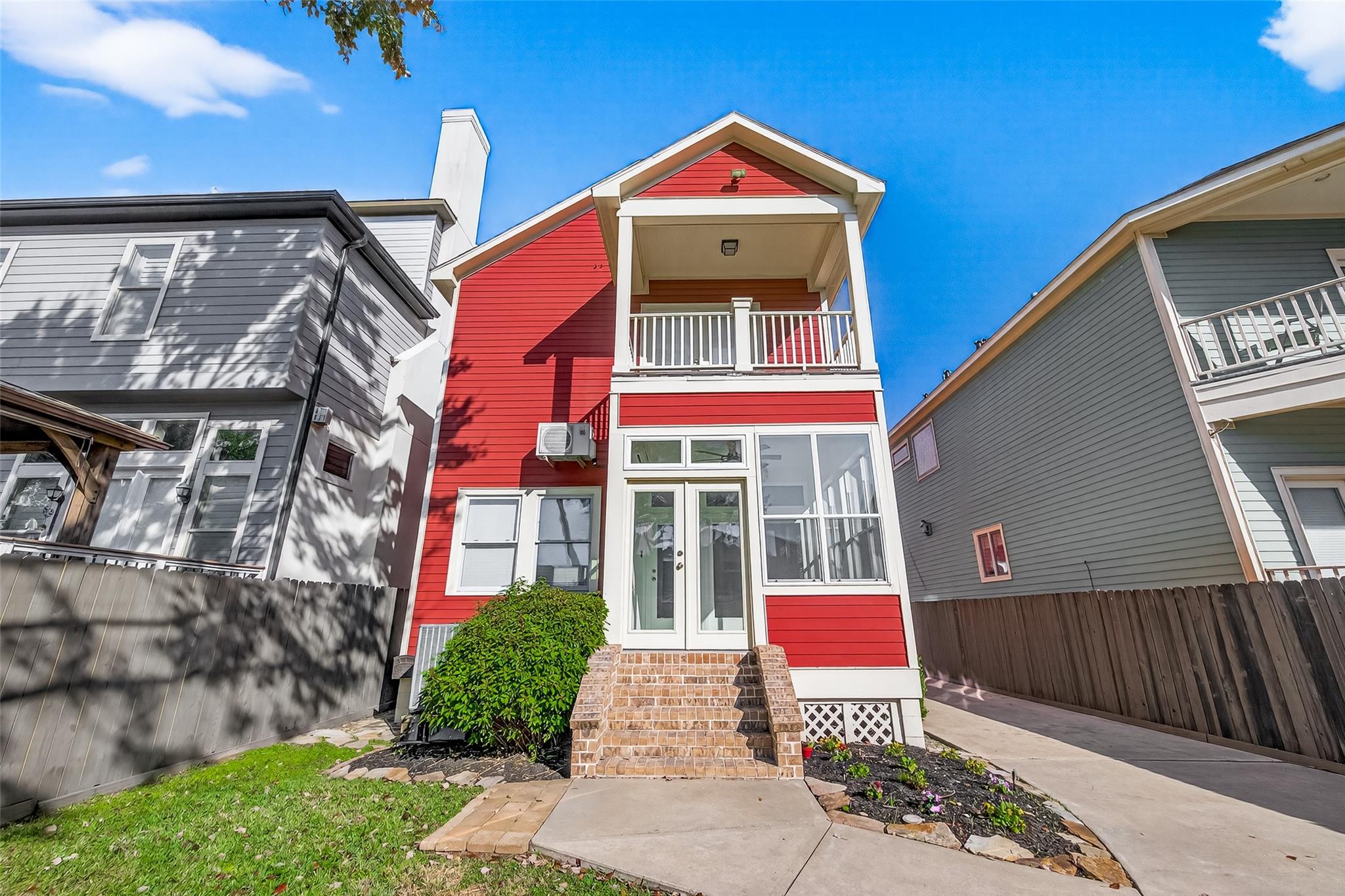 1408 W 25th Street