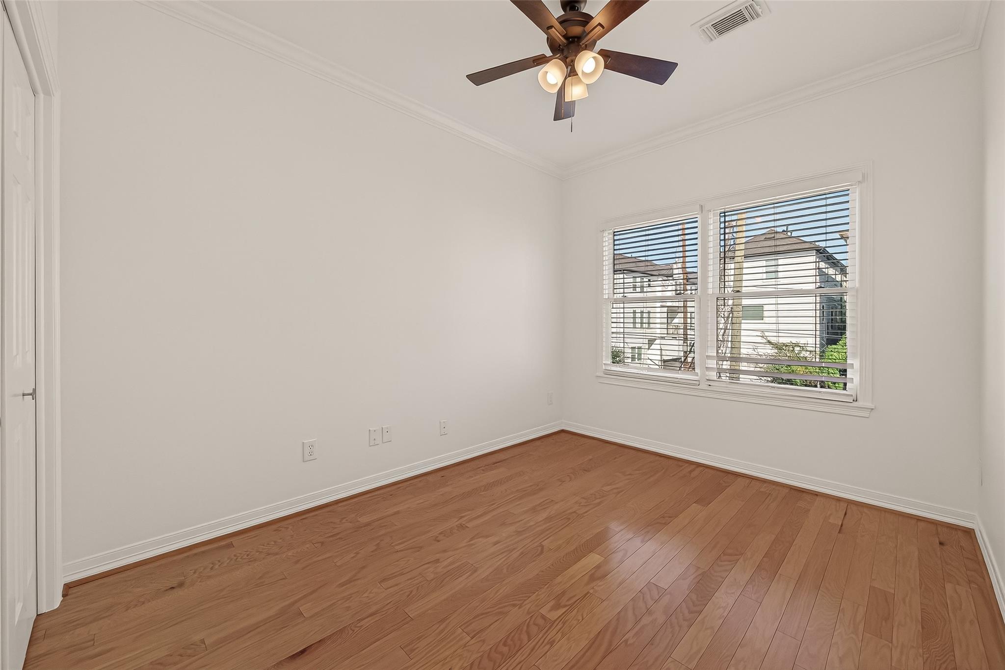 1408 W 25th Street