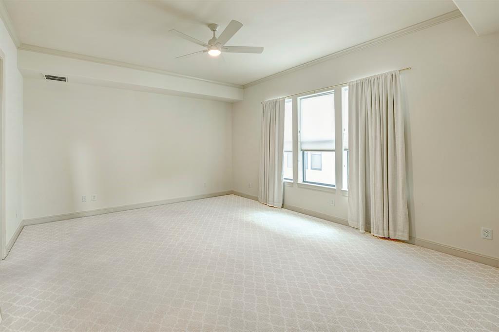 401 W 17th Street