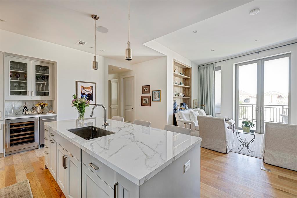 2325 Welch Street # 405