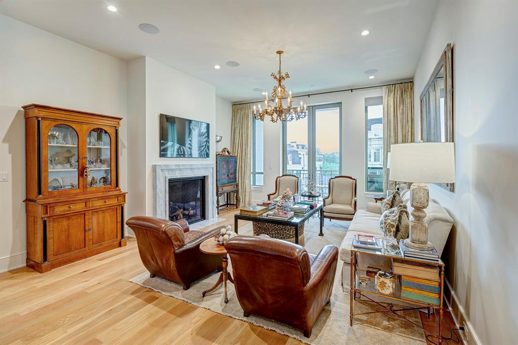 2325 Welch Street # 405