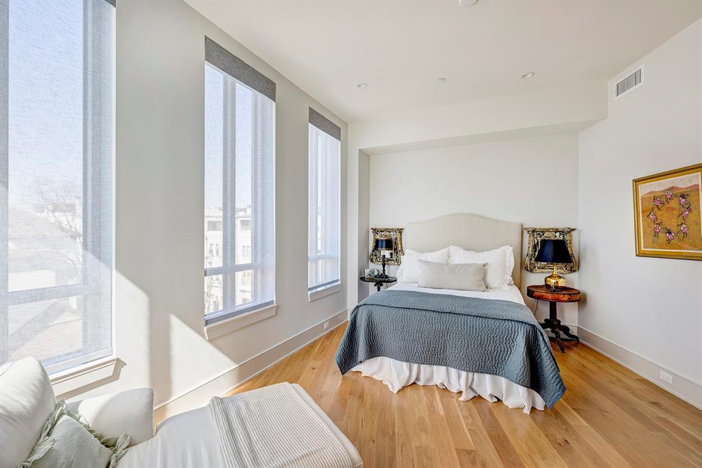2325 Welch Street # 405