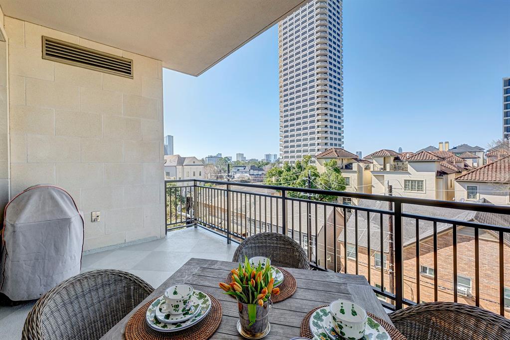 2325 Welch Street # 405