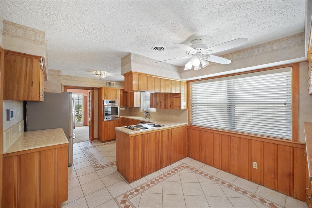 4418 Creekbend Drive