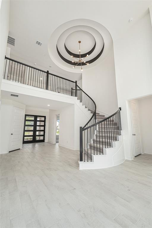 4322 Golden Ridge Circle