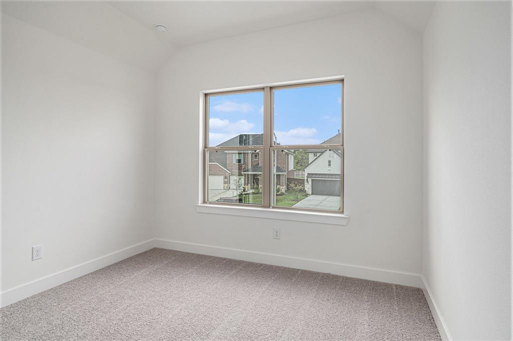 4322 Golden Ridge Circle