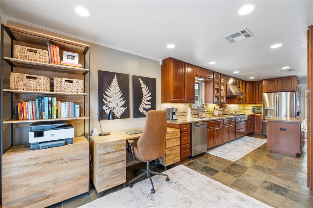 4010 Mischire Drive