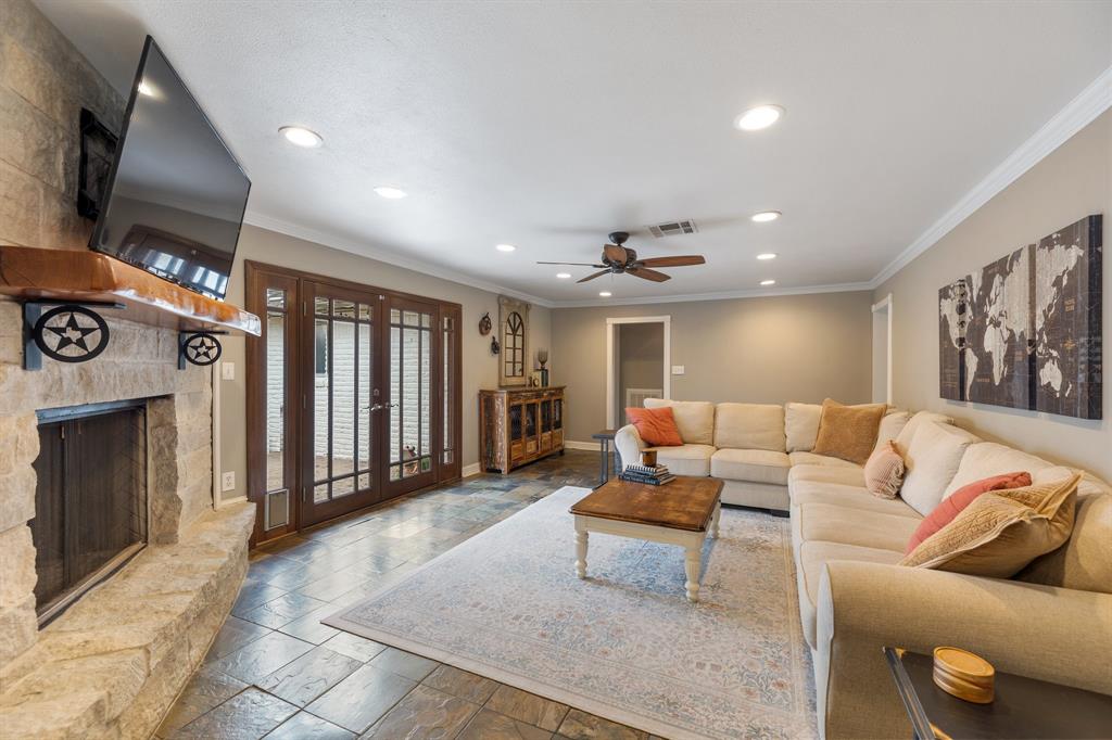 4010 Mischire Drive