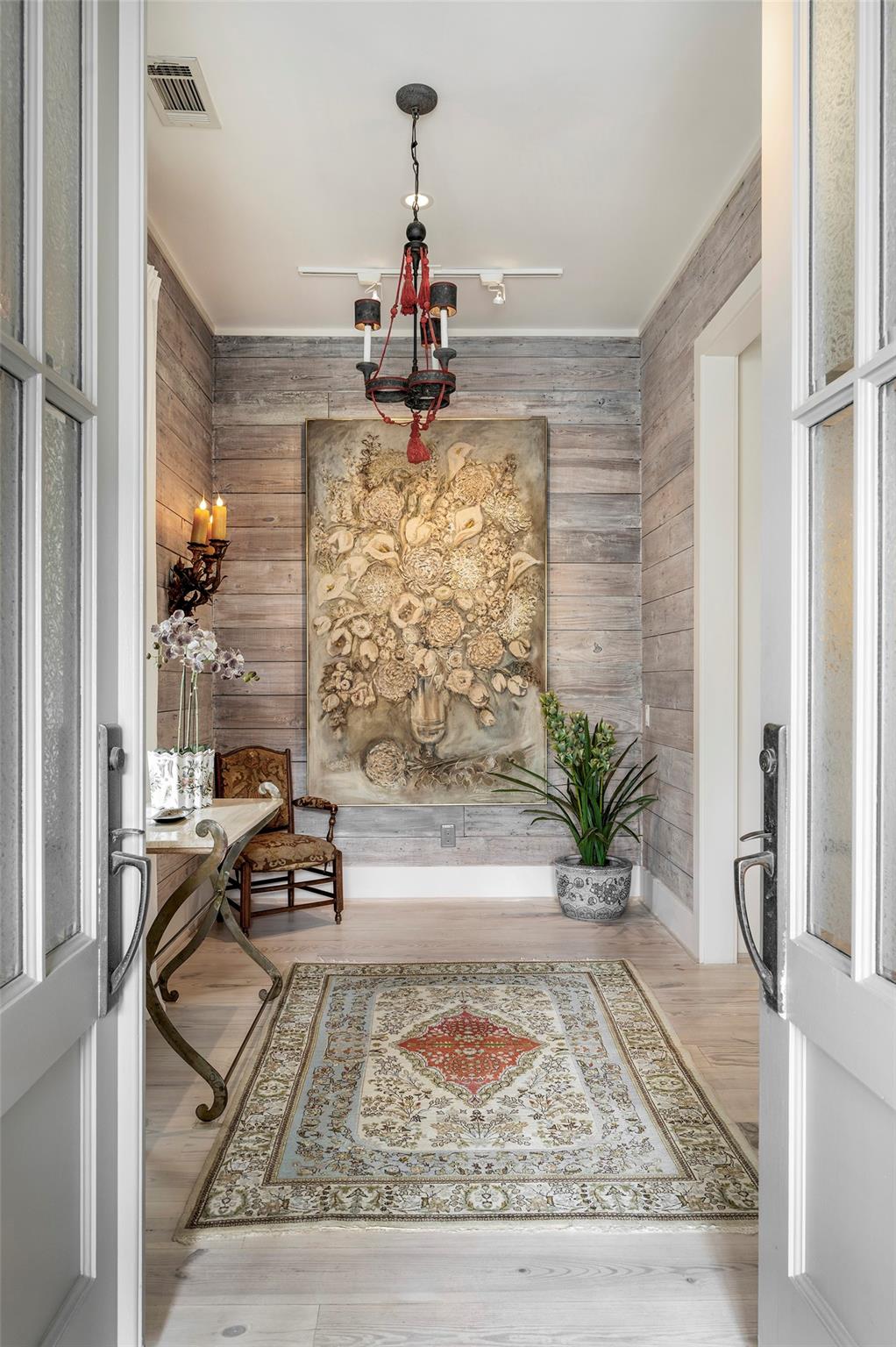 3922 Cotswold Street