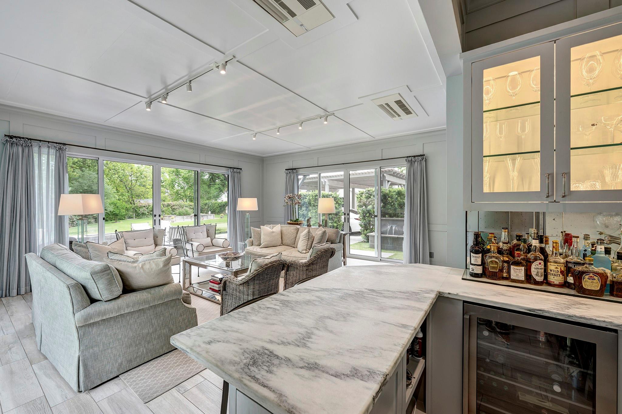 3922 Cotswold Street