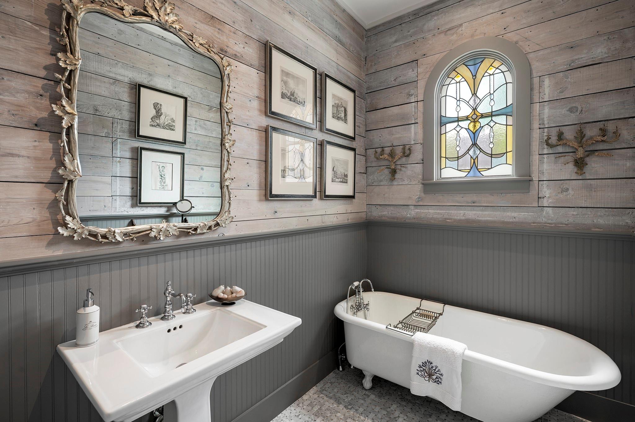 3922 Cotswold Street