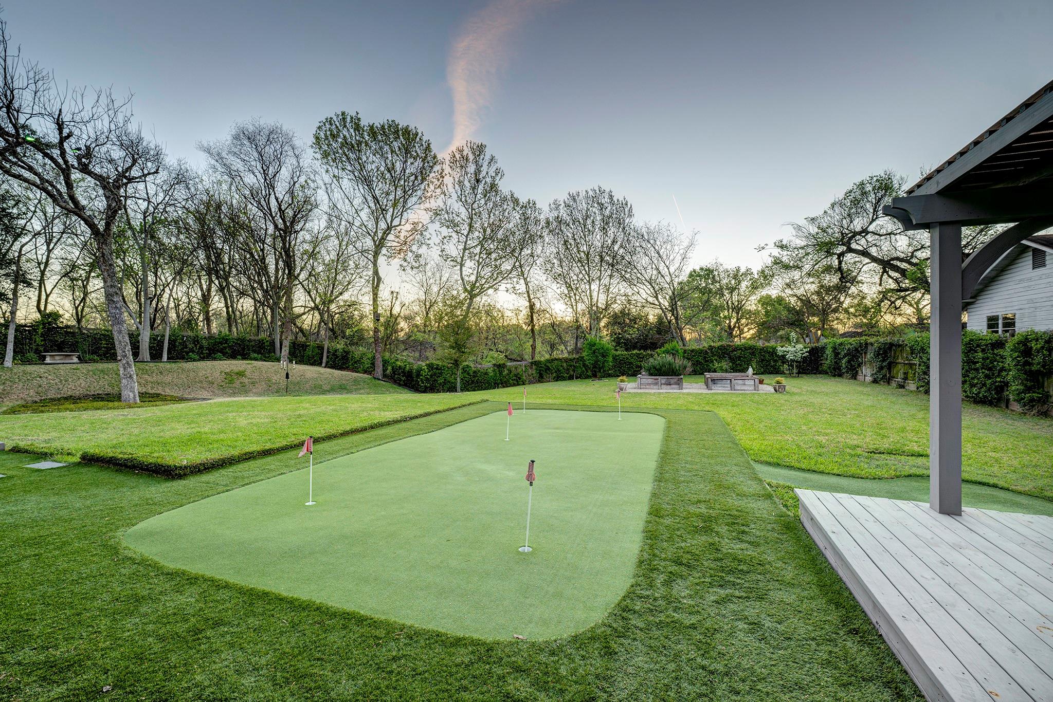 3922 Cotswold Street