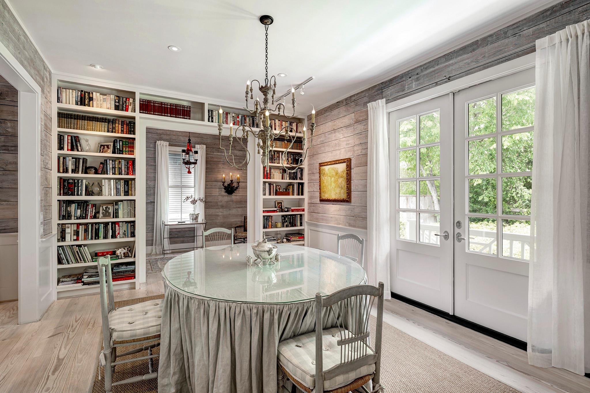 3922 Cotswold Street