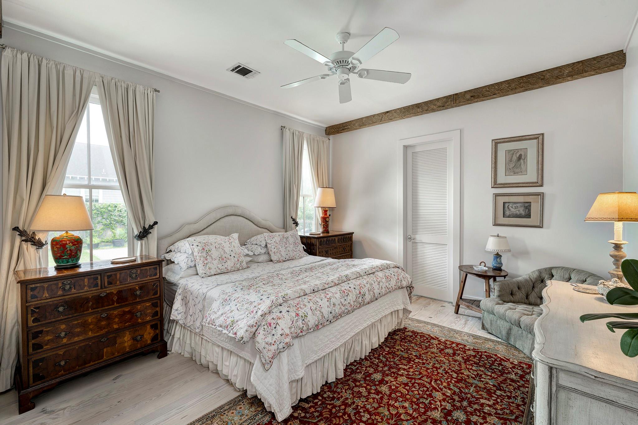 3922 Cotswold Street