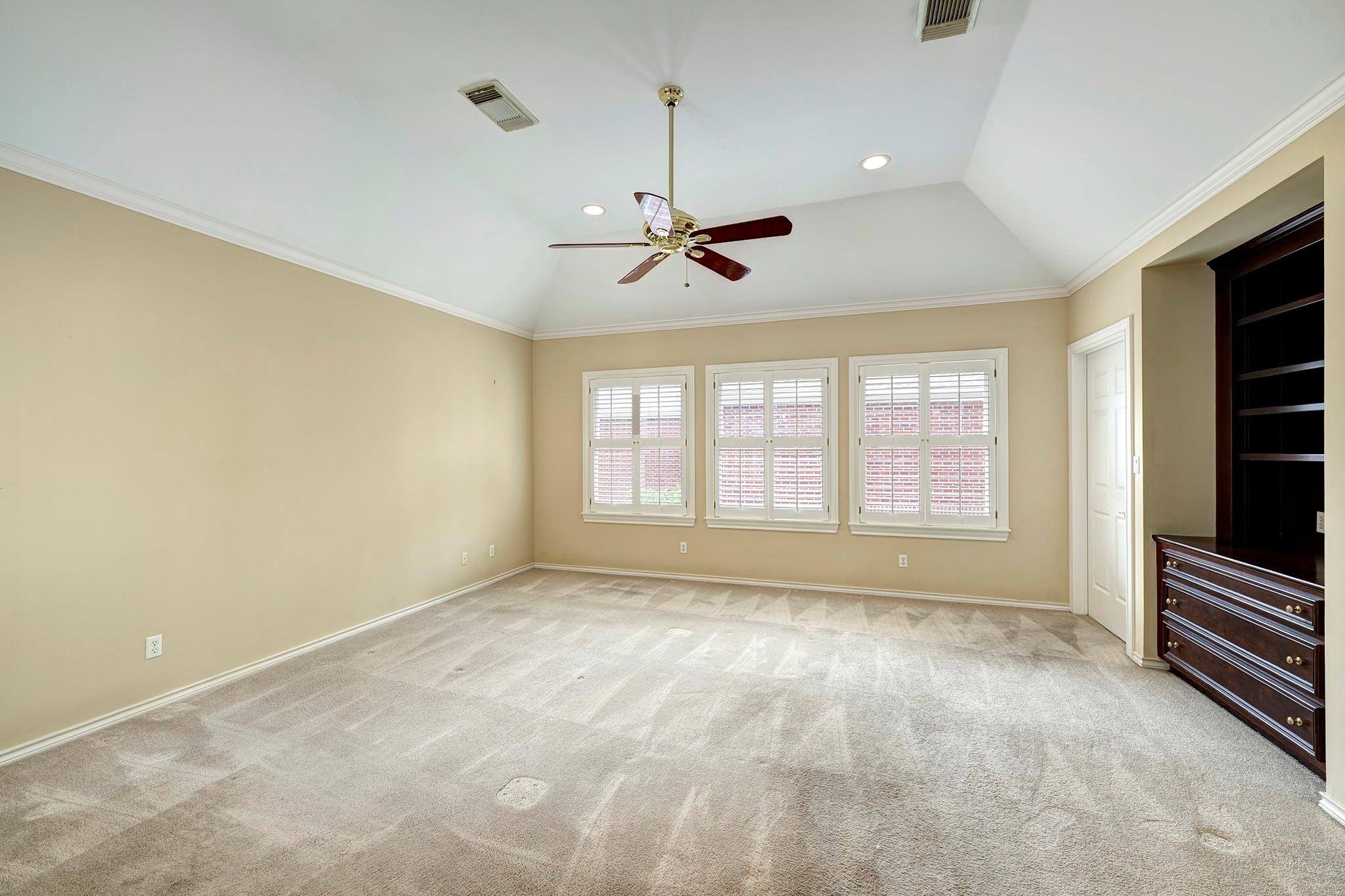 5469 Briar Drive
