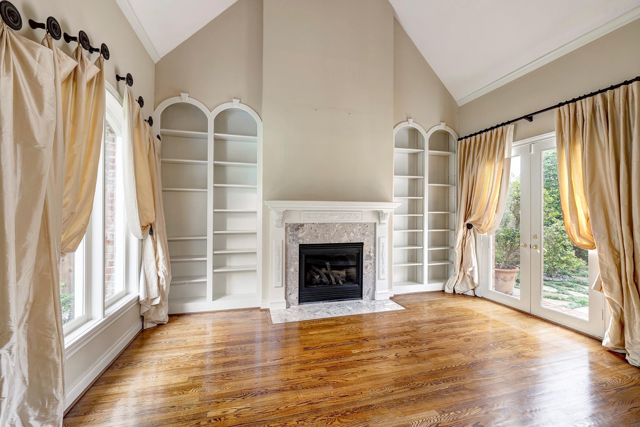 5469 Briar Drive