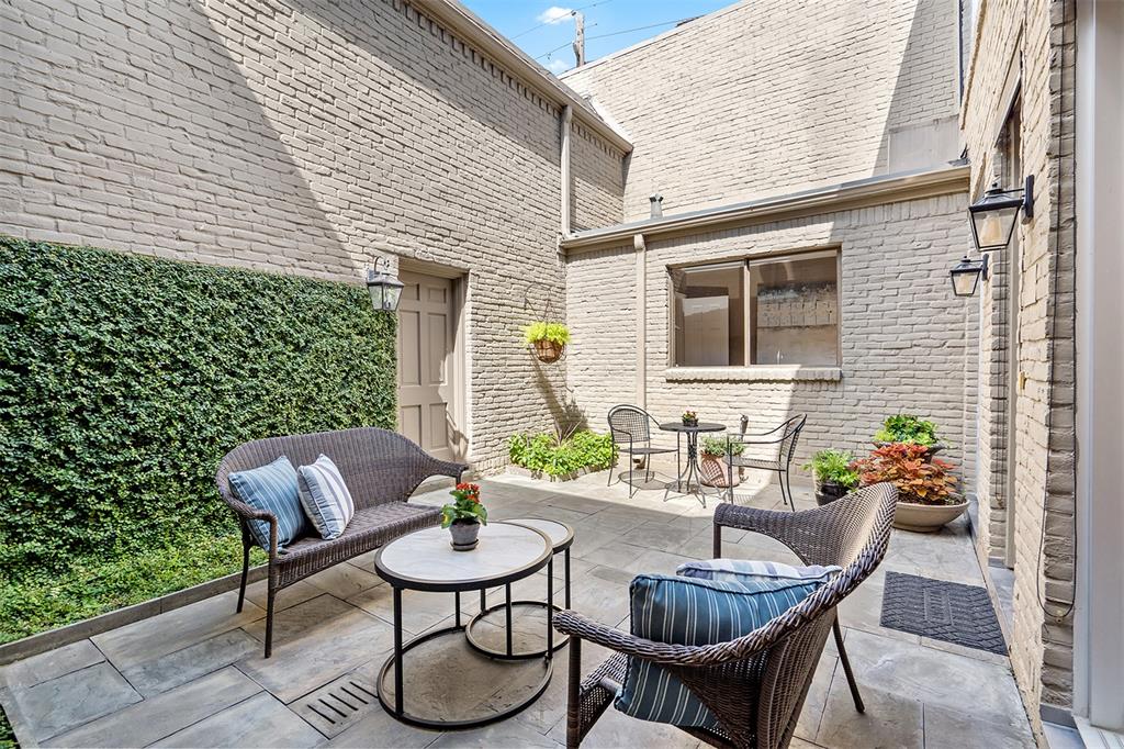 4946 Post Oak Timber Drive