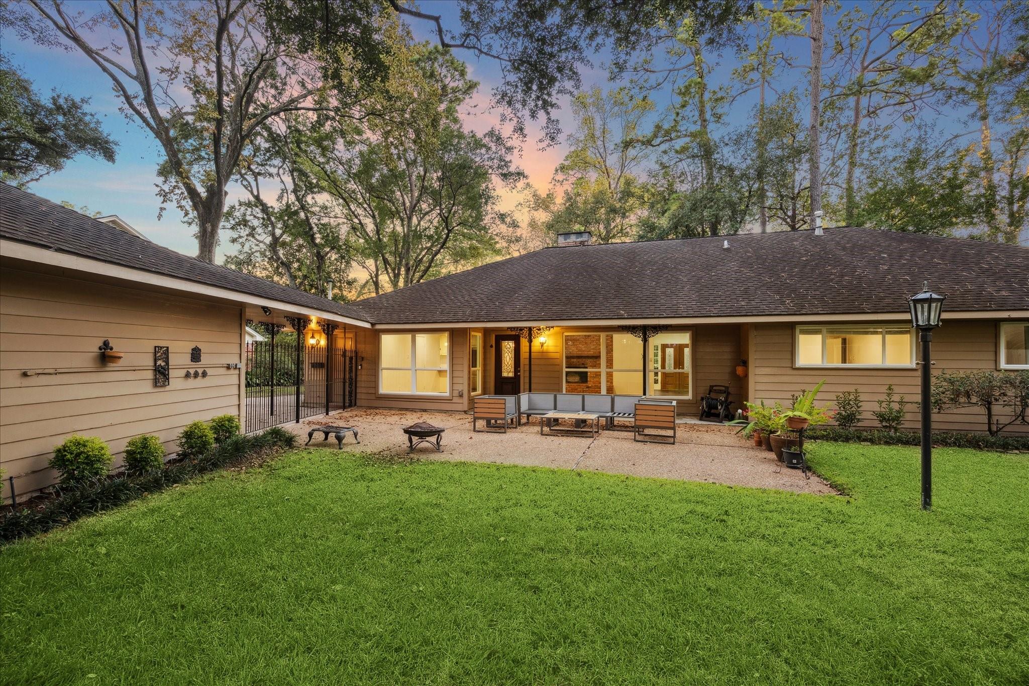 10806 Bridlewood Street