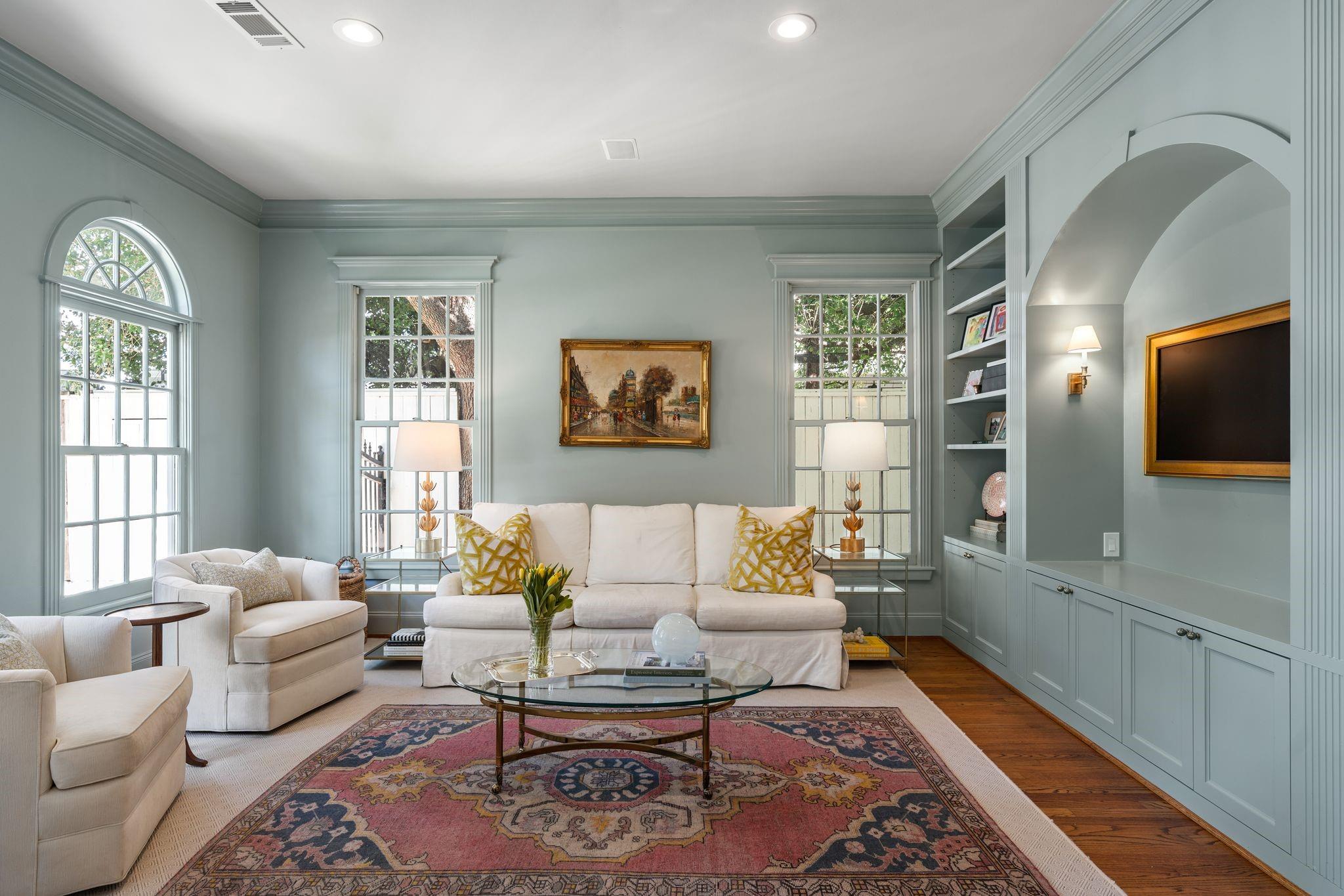 3803 Marquette Street