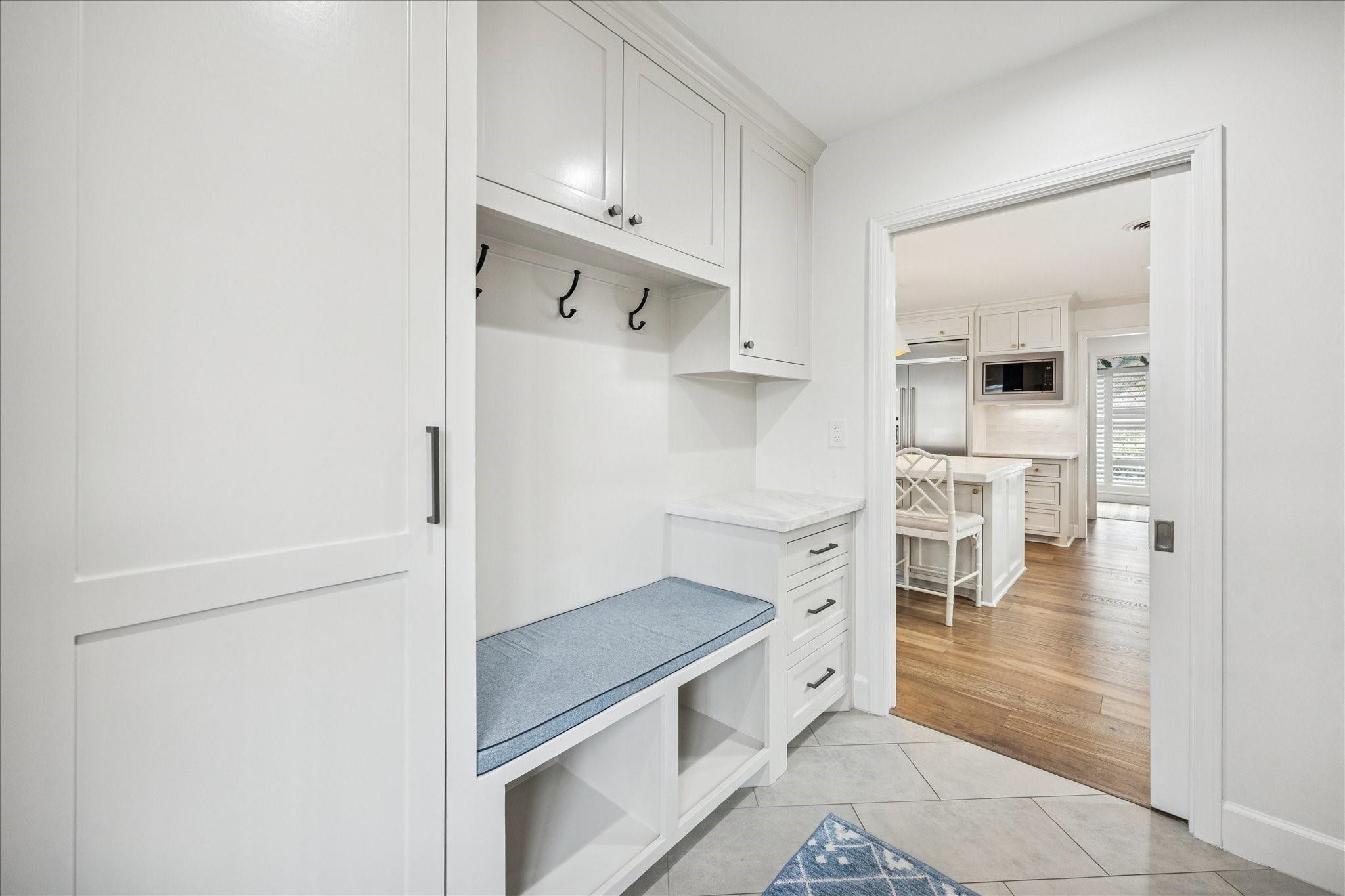 7906 Meadowbriar Lane