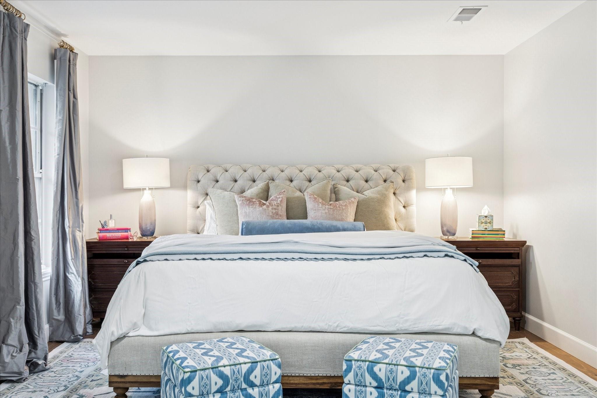 7906 Meadowbriar Lane