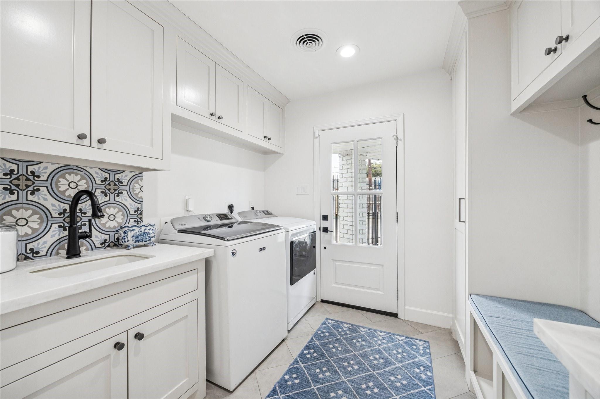 7906 Meadowbriar Lane