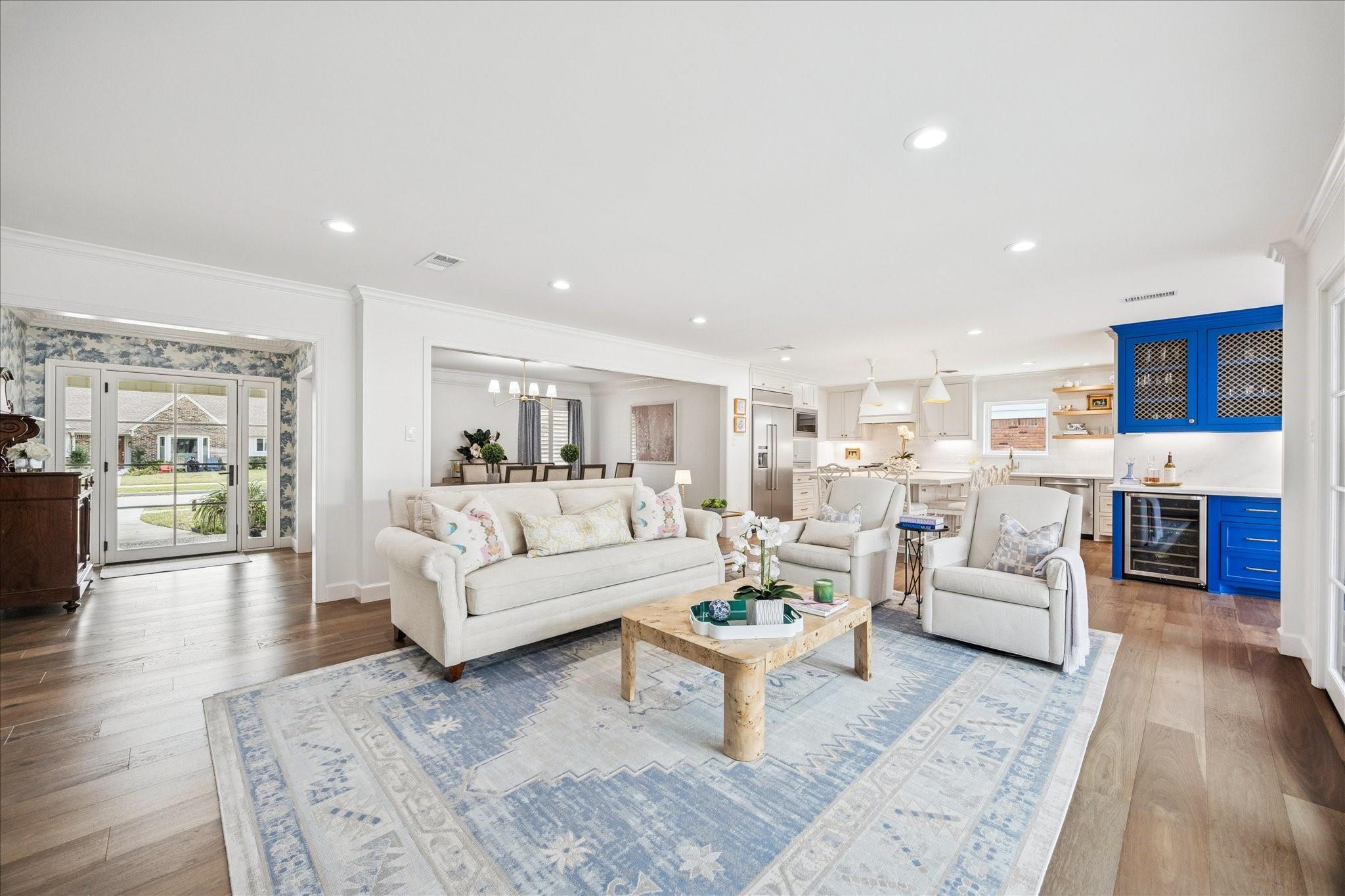 7906 Meadowbriar Lane