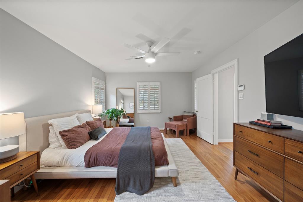 806 W 41st Street