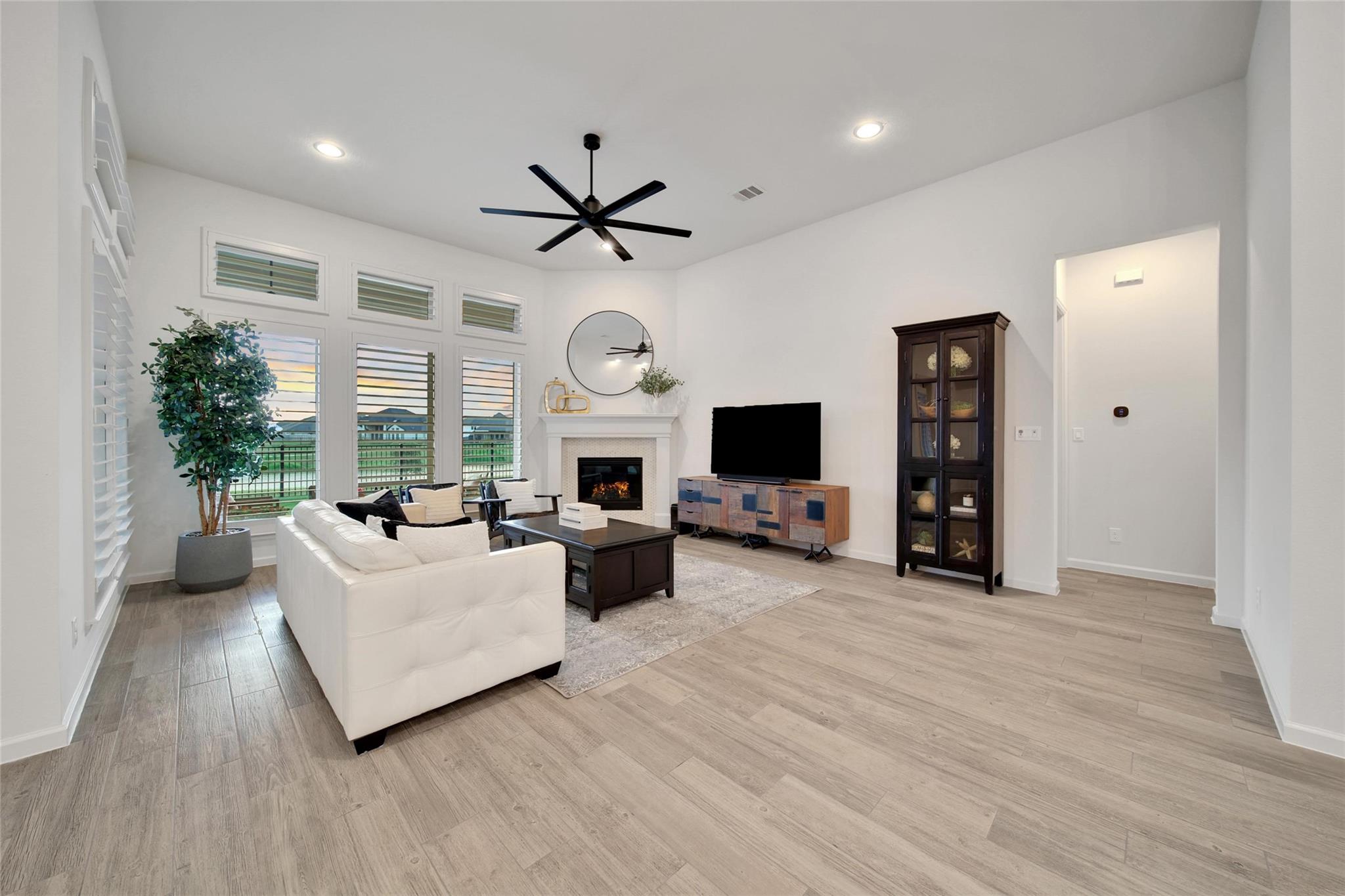 5018 Prairie Gourd Meadow